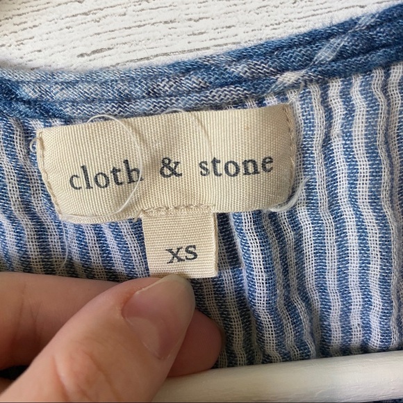 Cloth & Stone Striped Long Sleeve Blouse Sz XS - Picture 4 of 10